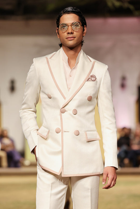 White Ribbing Double Brest