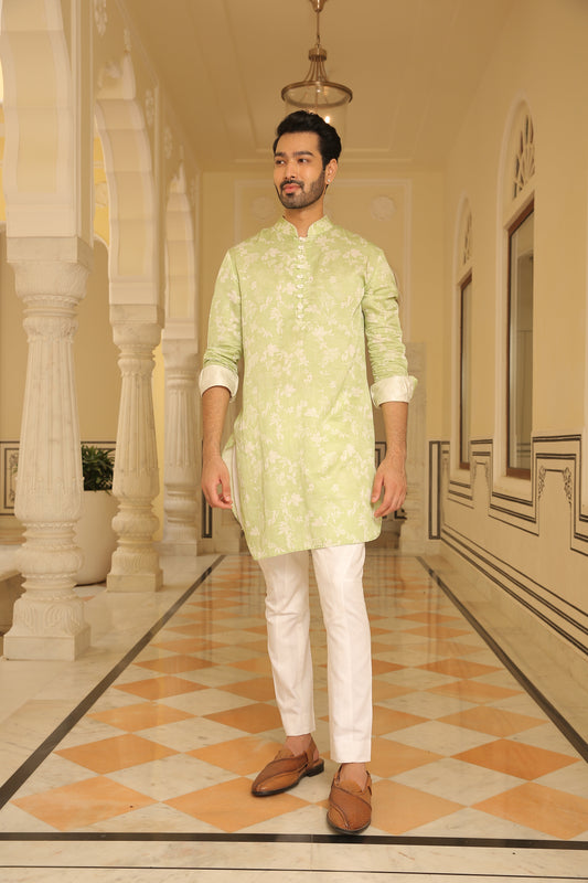 Green White Leaf Printed Linen Silk Short Kurta